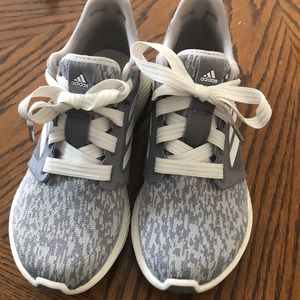 Size 7 woman’s adidas edge Lux
